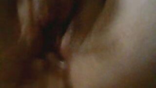 يقف الفيلم على غرار هزلي مع الكرز رائع مشرق من جونزو افلام سكس قديمه مترجمه الكمال